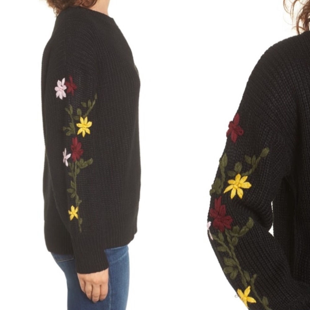 [debut] Embroidered Sleeve Sweater - Picture 2 of 3